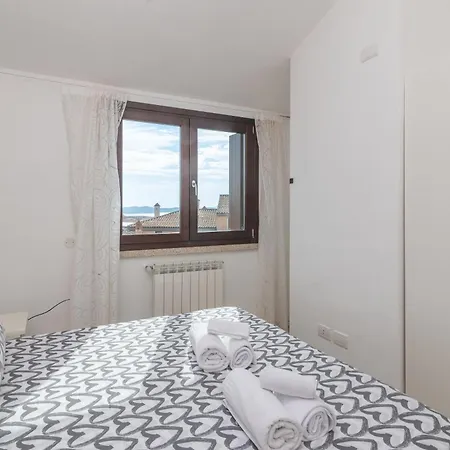 C 306 Attico Puntavilla Mare