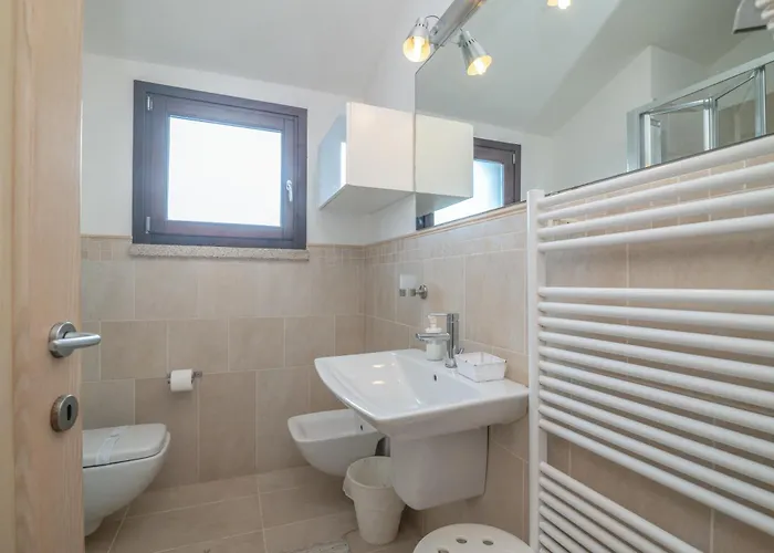 C 306 Attico Puntavilla Mare *